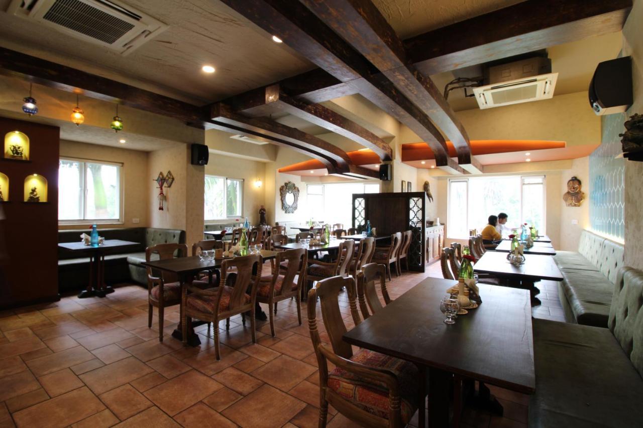 Hotel Hillock Mount Abu Buitenkant foto