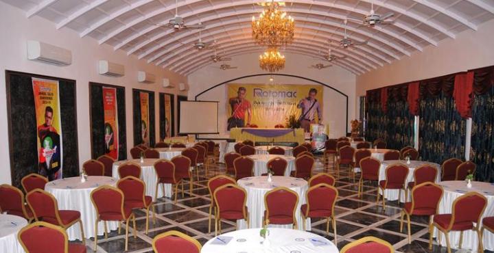 Hotel Hillock Mount Abu Buitenkant foto