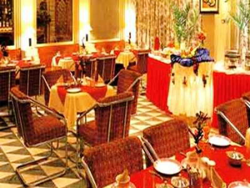 Hotel Hillock Mount Abu Buitenkant foto