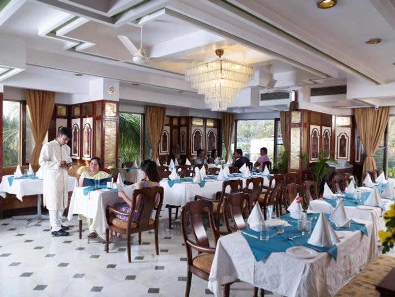 Hotel Hillock Mount Abu Buitenkant foto
