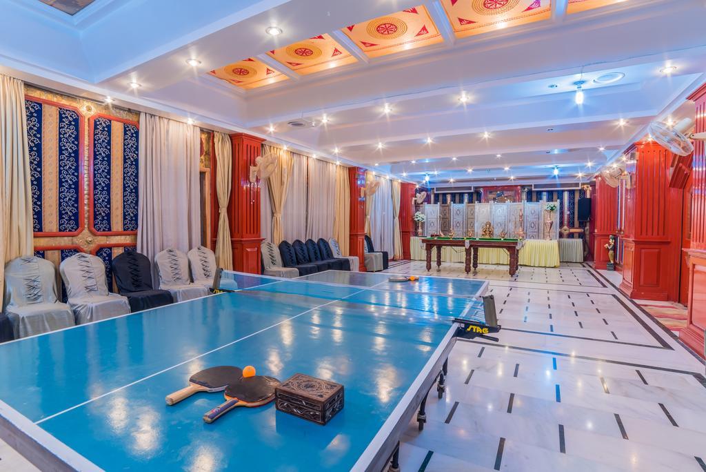 Hotel Hillock Mount Abu Buitenkant foto