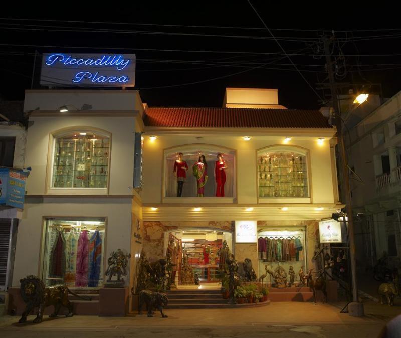 Hotel Hillock Mount Abu Buitenkant foto
